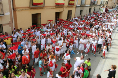 Fotos del cohete de las fiestas de Santa Ana de Buñuel.