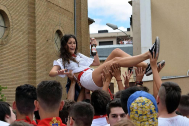 Fotos del cohete de las fiestas de San Roque en Murchante.