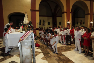 La localidad ribera vivió su segunda jornada festiva con el día dedicado a su patrona Santa Ana.