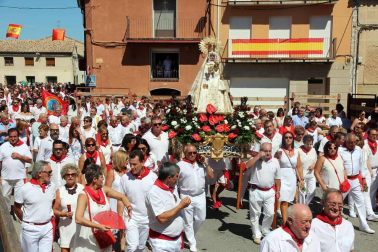 La localidad ribera vivió su segunda jornada festiva con el día dedicado a su patrona Santa Ana.