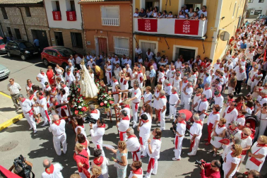 La localidad ribera vivió su segunda jornada festiva con el día dedicado a su patrona Santa Ana.