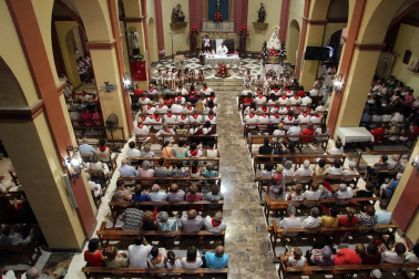 La localidad ribera vivió su segunda jornada festiva con el día dedicado a su patrona Santa Ana.