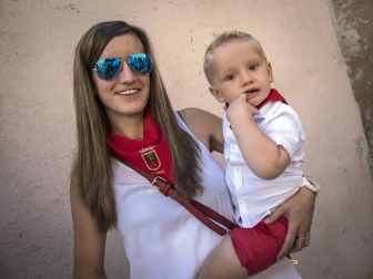 Los Arcos ha vivido la segunda jornada de sus fiestas patronales. En el Día de la Virgen, los vecinos han participado en la procesión. A continuación ha tenido lugar la misa en honor a los patronos Santa María y San Roque.
