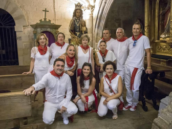 Los Arcos ha vivido la segunda jornada de sus fiestas patronales. En el Día de la Virgen, los vecinos han participado en la procesión. A continuación ha tenido lugar la misa en honor a los patronos Santa María y San Roque.