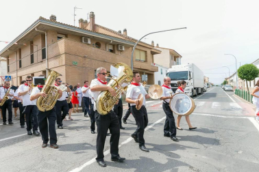 Cabanillas celebra su día grande de las fiestas con una procesión en honor a San Roque