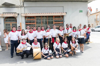 Cabanillas celebra su día grande de las fiestas con una procesión en honor a San Roque