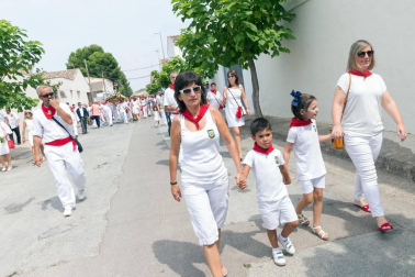 Cabanillas celebra su día grande de las fiestas con una procesión en honor a San Roque