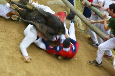 Quinto encierro del Pilón de fiestas de Falces 2018, 16 de agosto con la ganadería Adrián Domínguez, de Funes