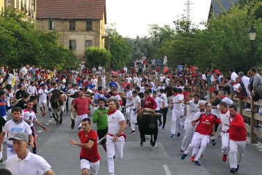 Fotos del tercer día de las fiestas de Tafalla y segundo encierro (16 de agosto de 2018)