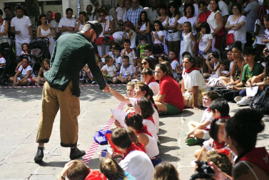 Fotos del tercer día de las fiestas de Tafalla y segundo encierro (16 de agosto de 2018)