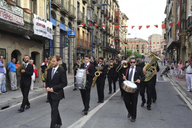 Fotos del tercer día de las fiestas de Tafalla y segundo encierro (16 de agosto de 2018)