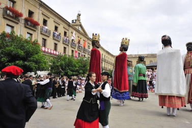 Fotos del tercer día de las fiestas de Tafalla y segundo encierro (16 de agosto de 2018)
