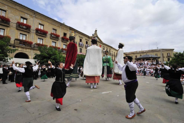 Fotos del tercer día de las fiestas de Tafalla y segundo encierro (16 de agosto de 2018)