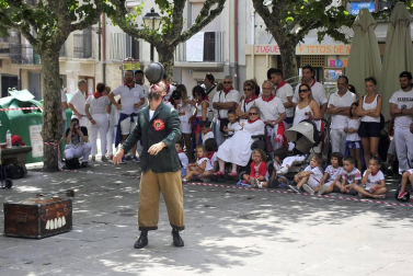 Fotos del tercer día de las fiestas de Tafalla y segundo encierro (16 de agosto de 2018)