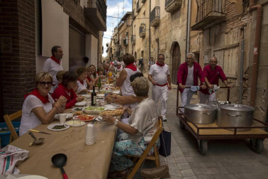 Los Arcos celebran su tradicional pochada en fiestas (17 de agosto de 2018)