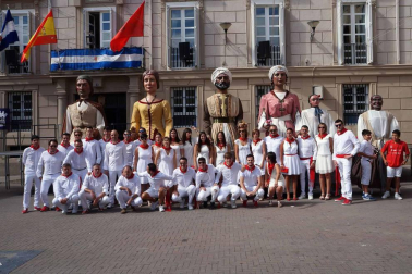 Procesión en honor a San Ireneo en el segundo día de las fiestas de Valtierra