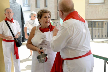 Imágenes de las fiestas de Lerín, principalmente de la pochada y de la comida popular.