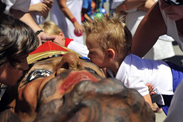 Tafalla finaliza sus fiestas con en último encierro de toros, la despedida de los gigantes, cantos por las calles y un correfoc focarrada