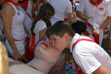 Despedida de los gigantes y paellada en el último día de las fiestas de Murchante