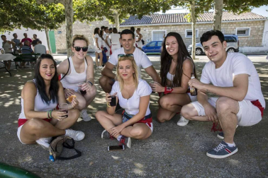Imágenes del cohete de fiestas de Figarol 2018