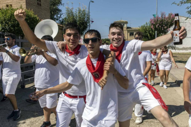 Imágenes del cohete de fiestas de Figarol 2018