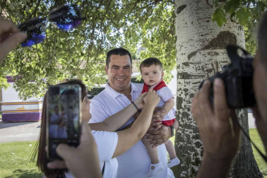 Imágenes del cohete de fiestas de Figarol 2018