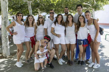 Imágenes del cohete de fiestas de Figarol 2018