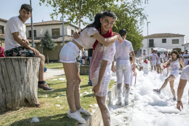 Imágenes del cohete de las fiestas de Rada 2018