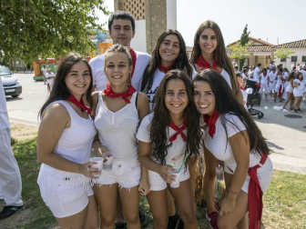 Imágenes del cohete de las fiestas de Rada 2018