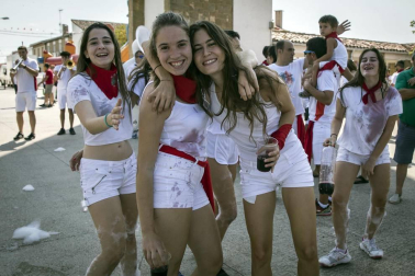 Imágenes del cohete de las fiestas de Rada 2018