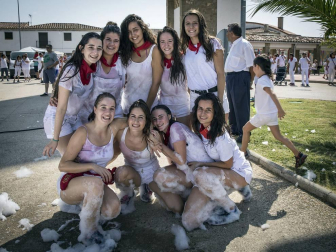 Imágenes del cohete de las fiestas de Rada 2018
