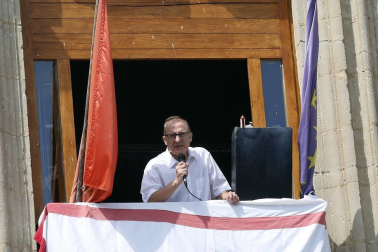 Imágenes del cohete de fiestas de Miranda de Arga 2018