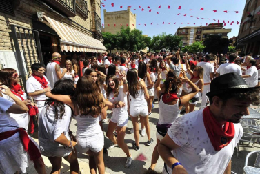 Fotos del cohete de fiestas de Marcilla