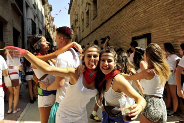 Fotos del cohete de fiestas de Marcilla
