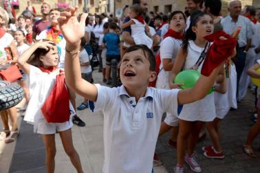 Imágenes del cohete de las fiestas de Barásoain 2018