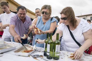 Fotos del cohete de las fiestas de Sesma 2018
