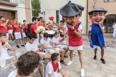 Fotos del cohete de las fiestas de Sesma 2018