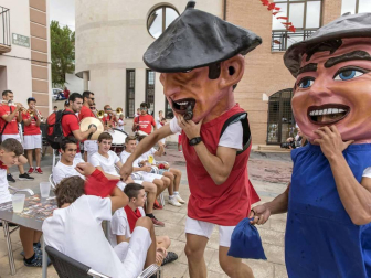 Fotos del cohete de las fiestas de Sesma 2018