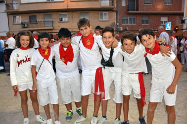 Los vecinos de Monteagudo celebraron sus fiestas en honor a San Roque del 14 al 20 de agosto. La cámara de ¡Click! se acercó en el arranque festivo para compartir con los vecinos la degustación de ternera que contó con la animación de la Charanga “Los Cachorros”.