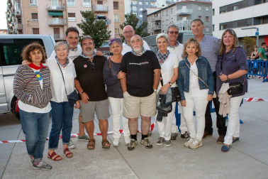 Dentro del extenso programa de actividades organizado con motivo de las fiestas de Burlada, la tarde del sábado 18 de agosto fue el turno del herri kirolak. Los más jóvenes de la localidad disfrutaron de estos deportes en una animada competición por equipos organizada desde el espacio festivo de 12 a 17 años de Ermitaberri.
