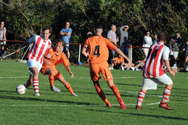 El pasado viernes 17 de agosto el campo municipal Santa Ana de Mélida acogió la décima edición del trofeo Villa de Mélida de fútbol, que enfrentó al conjunto local, Sporting Melidés, con el juvenil de Osasuna. El equipo protagonizó al día siguiente el chupinazo que dio inicio a las fiestas, con motivo del 90 aniversario del club.
