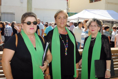 Por séptimo año consecutivo, los vecinos de Sartaguda han puesto en marcha la Feria del melocotón. Los actos, organizados para el domingo 19 de agosto, dieron comienzo con el pregón y se prolongaron con la exposición y venta de melocotones, la degustación de melocotón con vino, la comida popular con productos típicos de la localidad, el recorrido guiado con tren turístico por las fincas agrícolas, los hinchables para los más pequeños o el concurso de postres.