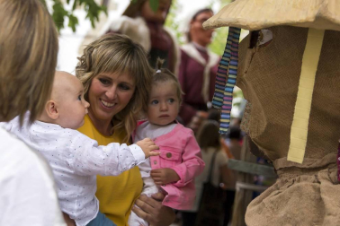 Imágenes del cohete de las fiestas de Lakuntza 2018. Toque de las campanas de la localidad.