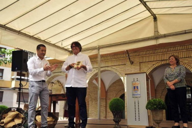 Peralta ha celebrado este sábado la segunda edición del Día del pimiento cucón, autóctono de la localidad.