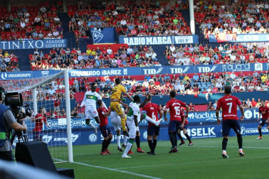 Fotos del partido disputado en El Sadar el domingo 26 de agosto, correspondiente a la segunda jornada de la Liga 1,2,3.