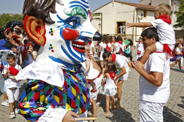 Fotos del cohete de las fiestas de Murillo el Fruto 2018