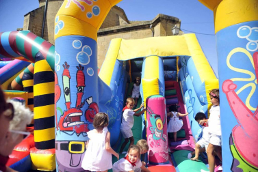 Fotos de la celebración del Día del Niño en las fiestas de Pitillas.