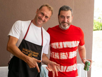 El sábado 25, dentro del programa de fiestas de Noáin, cuadrillas y familias se animaron a preparar su calderete. También hubo paellada para aquellos que se habían apuntado previamente.