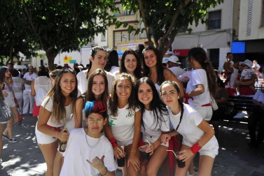 Peralta arrancó este sábado, 1 de septiembre, sus fiestas patronales. La concejala Nuria Autor fue la encargada de prender la mecha festiva