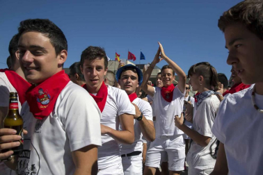 Caparroso arrancó este sábado, 1 de septiembre, sus fiestas patronales en honor a Santa Fe. La agenda festiva se prolongará hasta el día 8